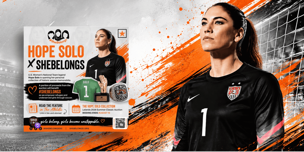 Hope Solo, légende du football féminin américain et meilleure gardienne de tous les temps selon l’IFFHS, donne une nouvelle vie à ses souvenirs historiques pour soutenir SheBelongs et la prochaine génération de joueuses.